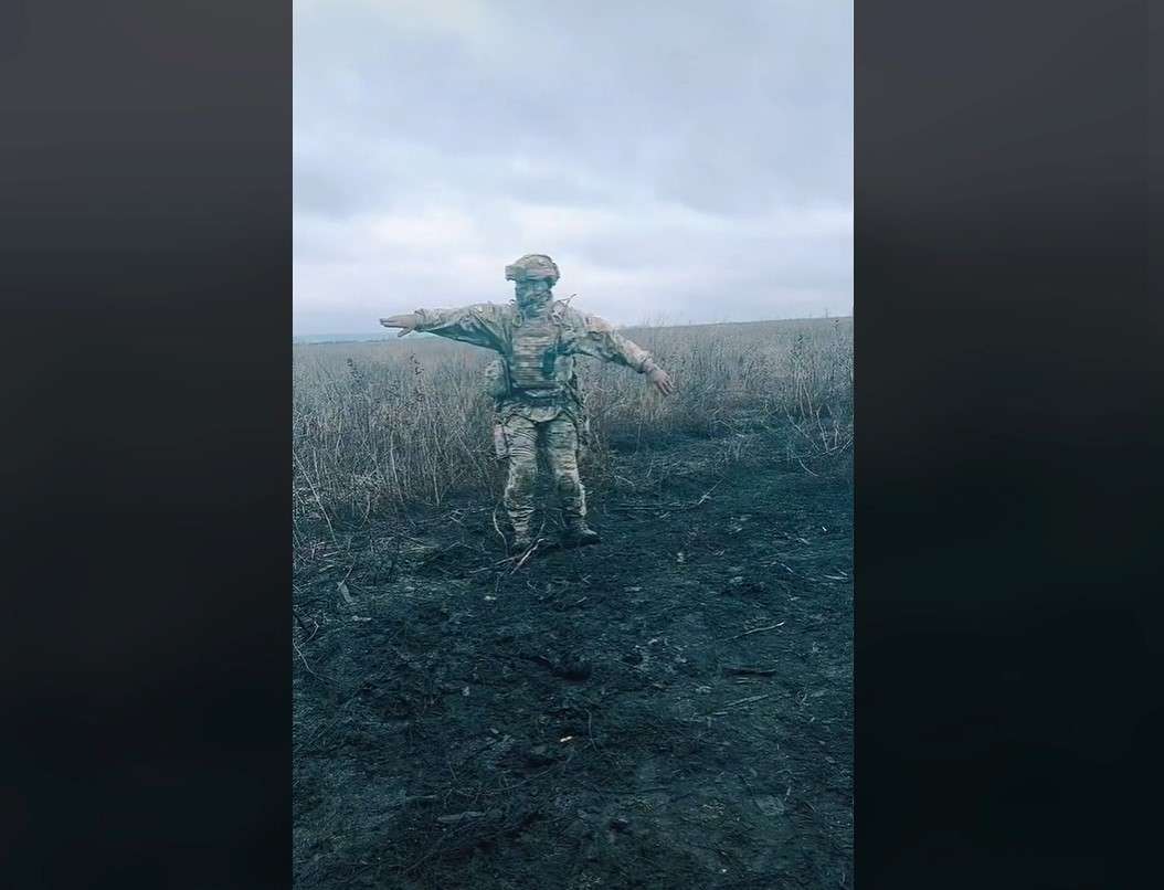 Soldado dança no TikTok