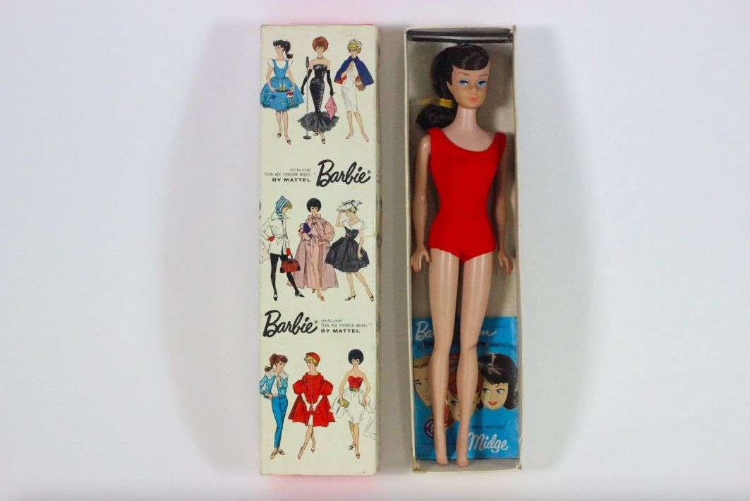 Leilão de bonecas dos anos 1960 a 1990 em França