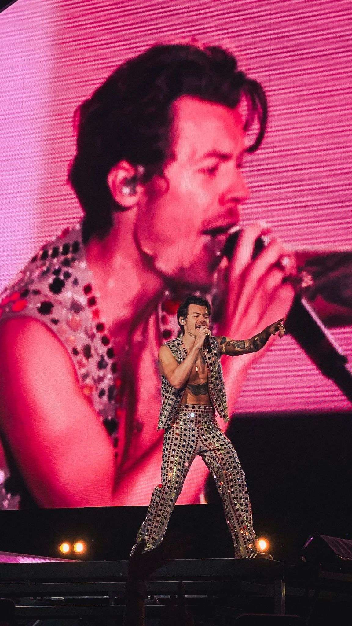 Harry Stiles no passeio marítimo de Algés