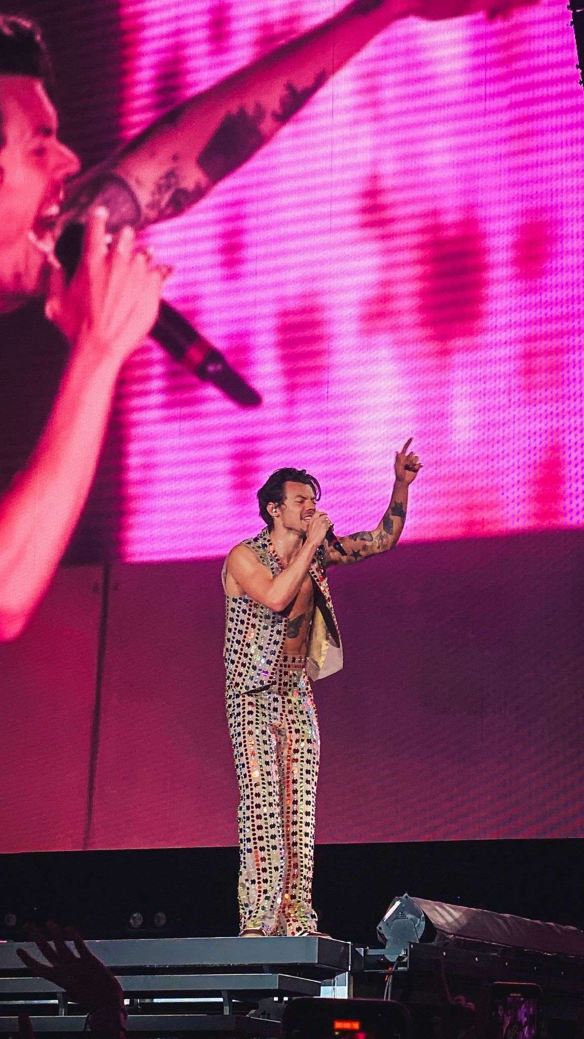 Harry Stiles no passeio marítimo de Algés