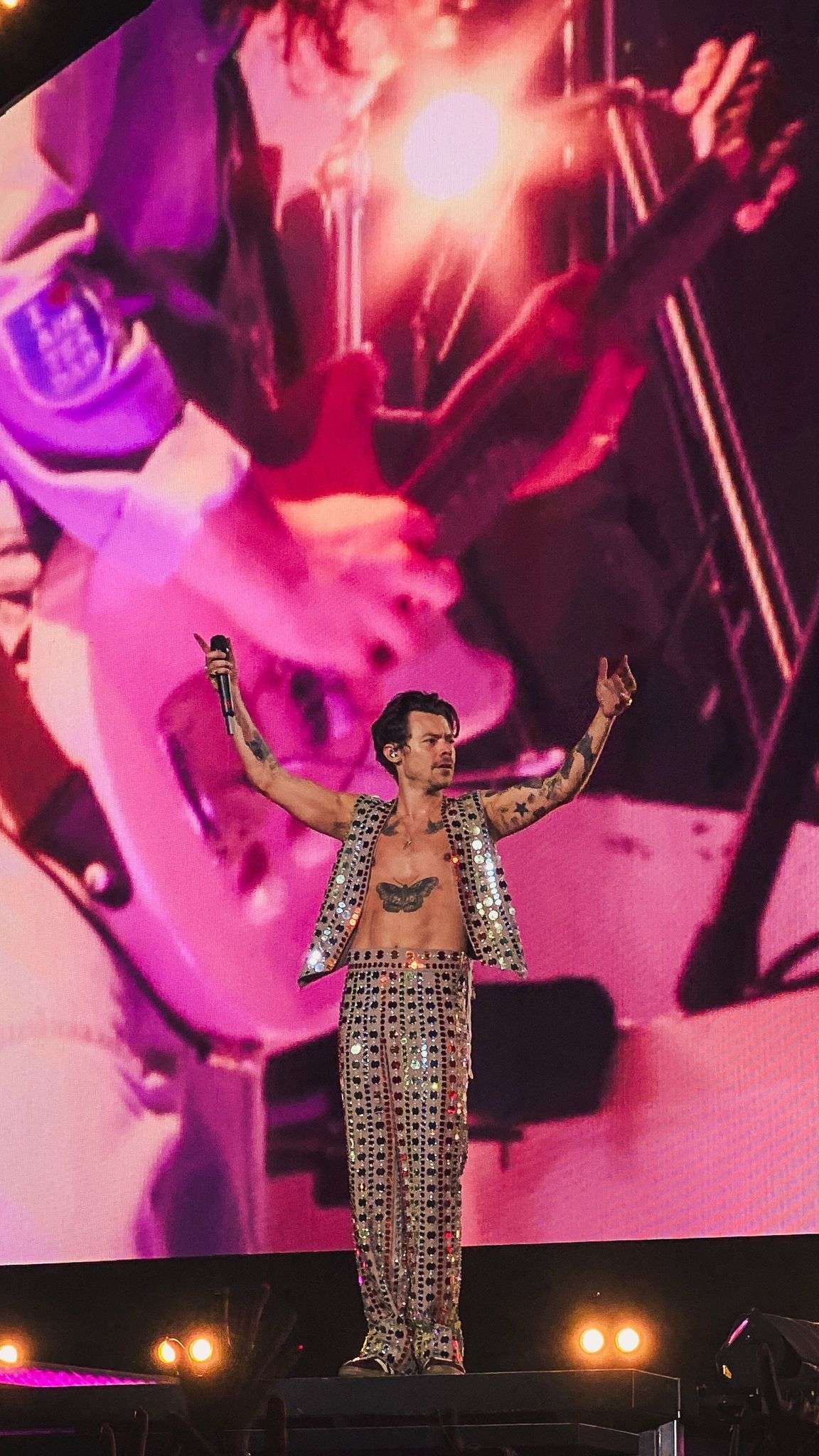 Harry Stiles no passeio marítimo de Algés