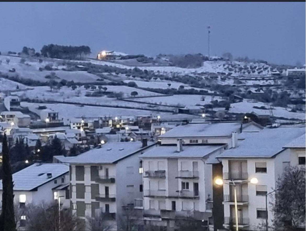 Neve em Bragança, passagem depressão Ingrid, 23 de janeiro de 2026