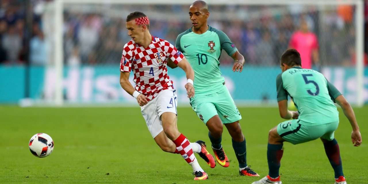 João Mário e Raphael Guerreiro jogaram a final do Euro sub21 em 2015