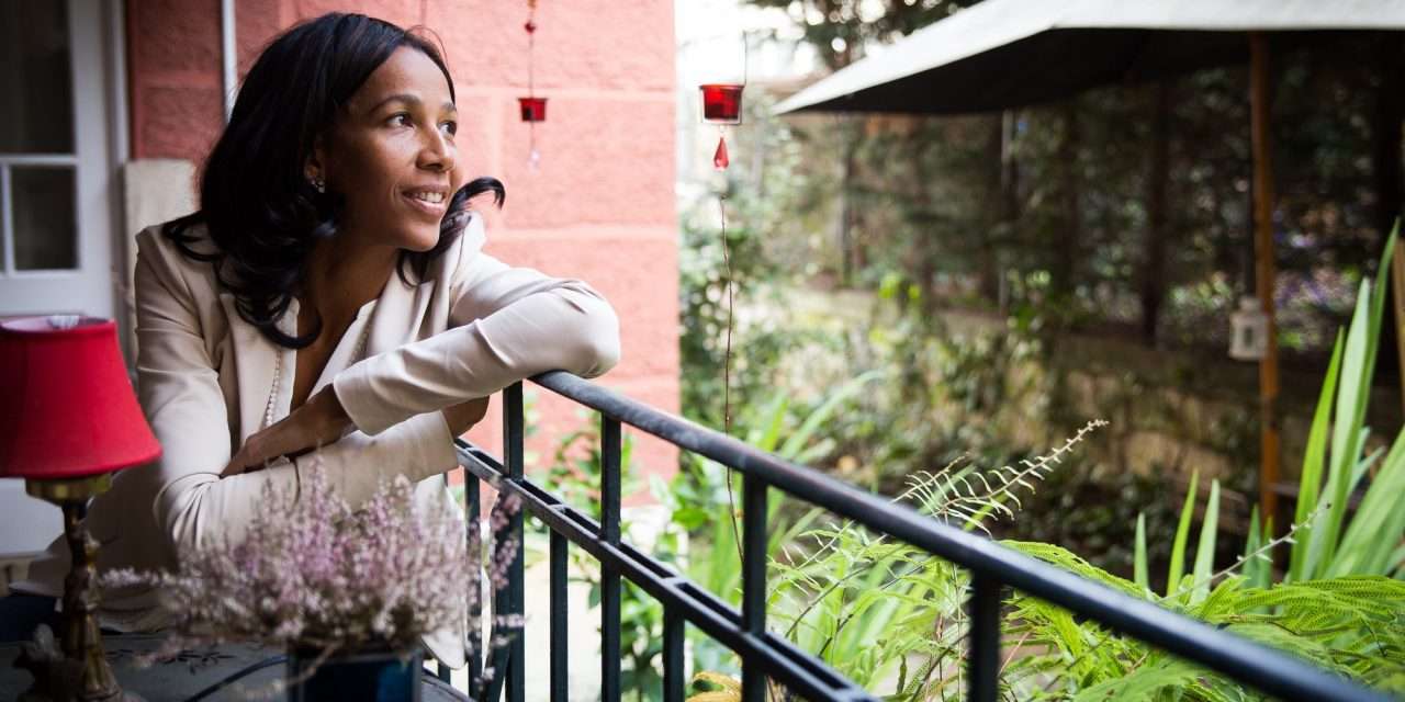 Jennifer Teege fotografada em Lisboa