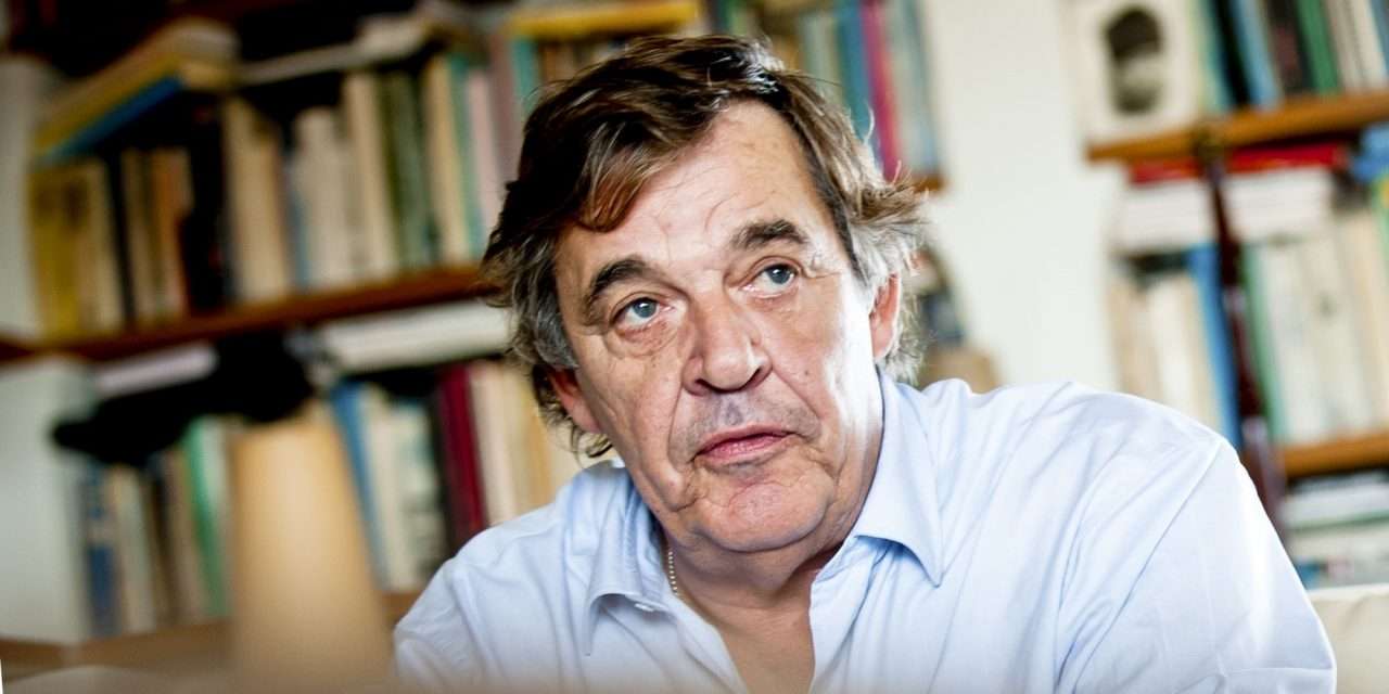 Miguel Sousa Tavares, 67 anos de idade e autor de 14 obras literárias do best