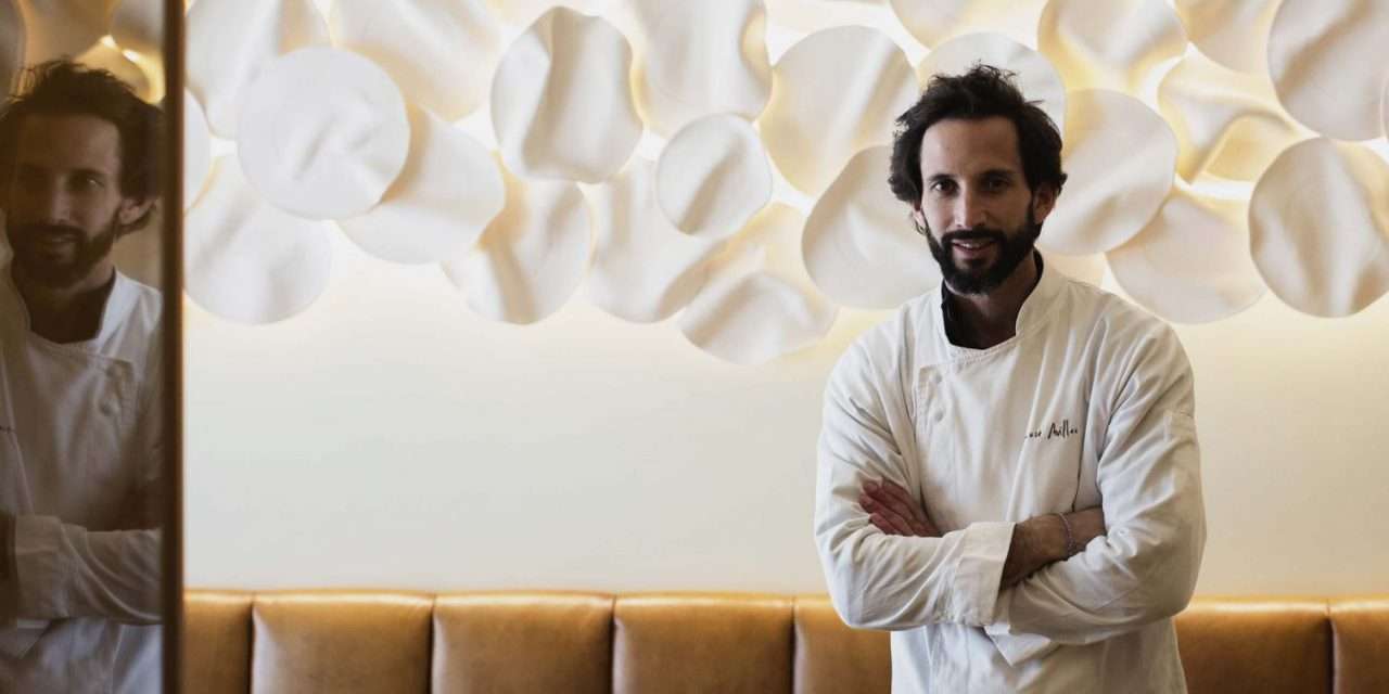 José Avillez na sala de refeições do Belcanto, em Lisboa