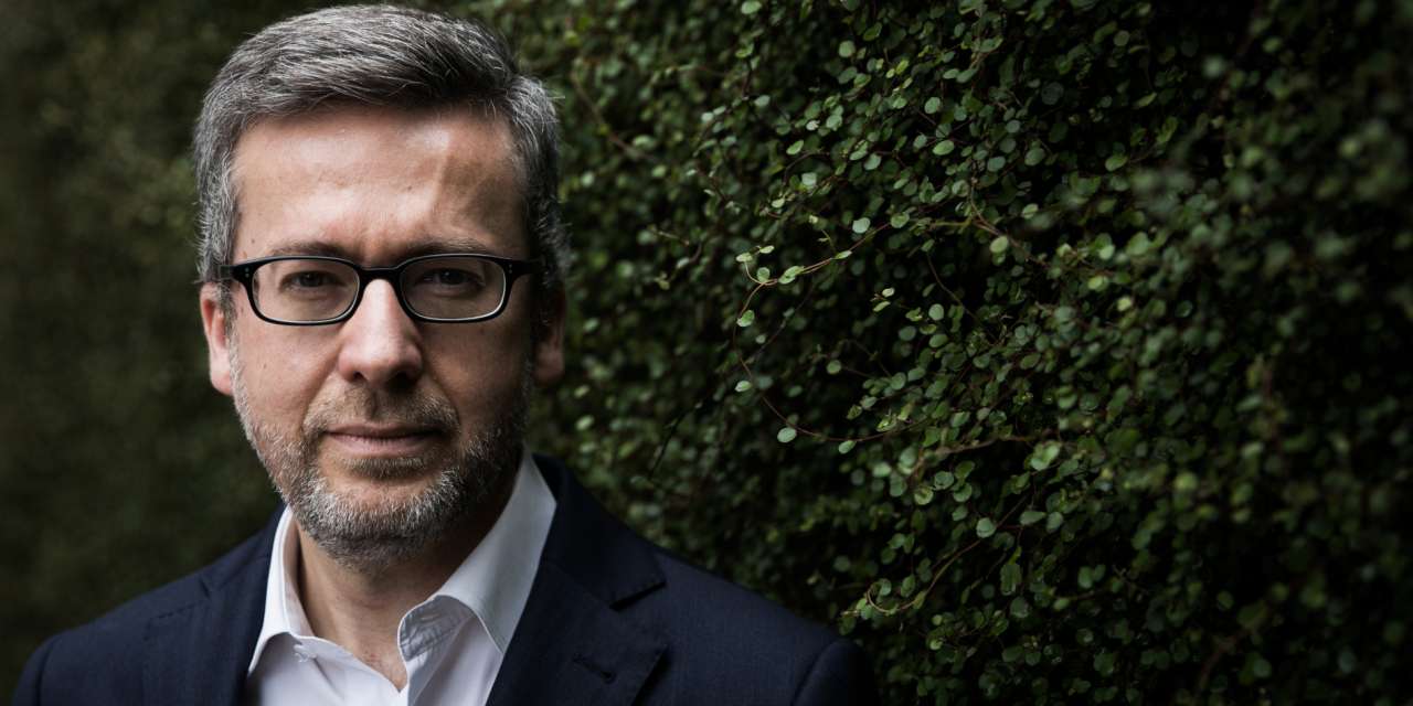 O ex-Comissário Europeu lança na próxima semana o livro "Vento Suão - Portugal e a Europa" e foi o convidado do programa Vichyssoise da Rádio Observador