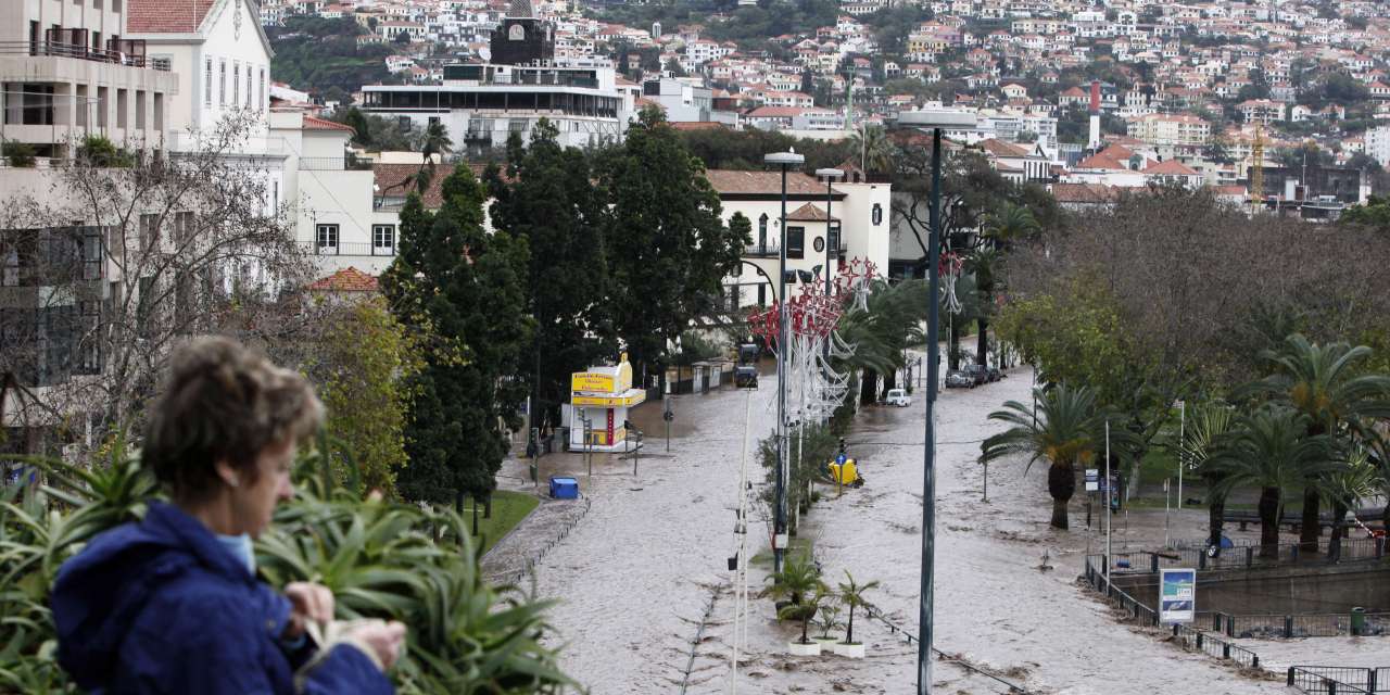 Quatro pessoas nunca foram encontradas depois das cheias de há dez anos na Madeira
