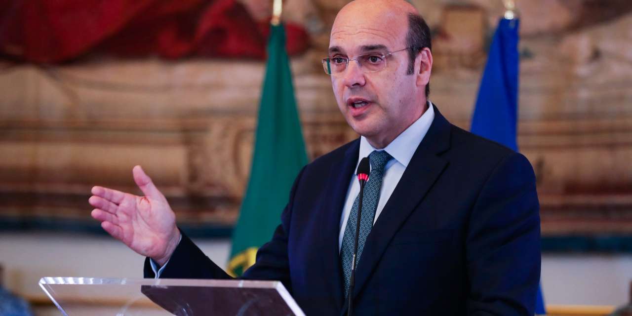 Governo aprovou em Conselho de Ministros uma moratória de seis meses no crédito das famílias e empresas