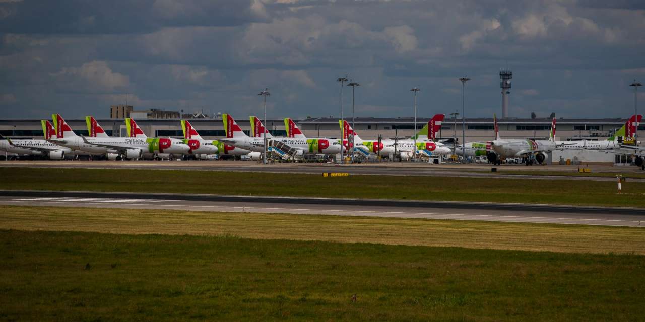 Mais de 100 aviões da TAP estão parados em vários aeroportos.