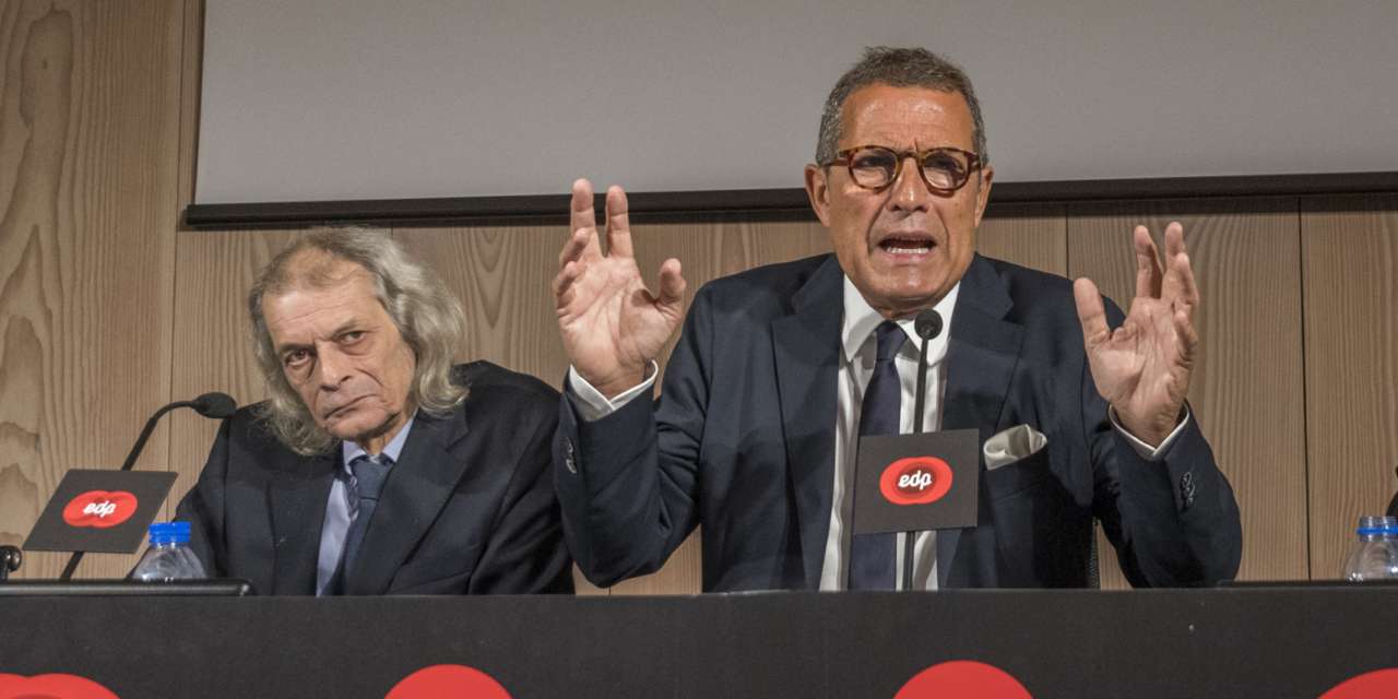 António Mexia (à direita) e João Manso Neto (à esquerda) foram constituídos arguidos por quatro crimes de corrupção ativa e um crime de corrupção passiva
