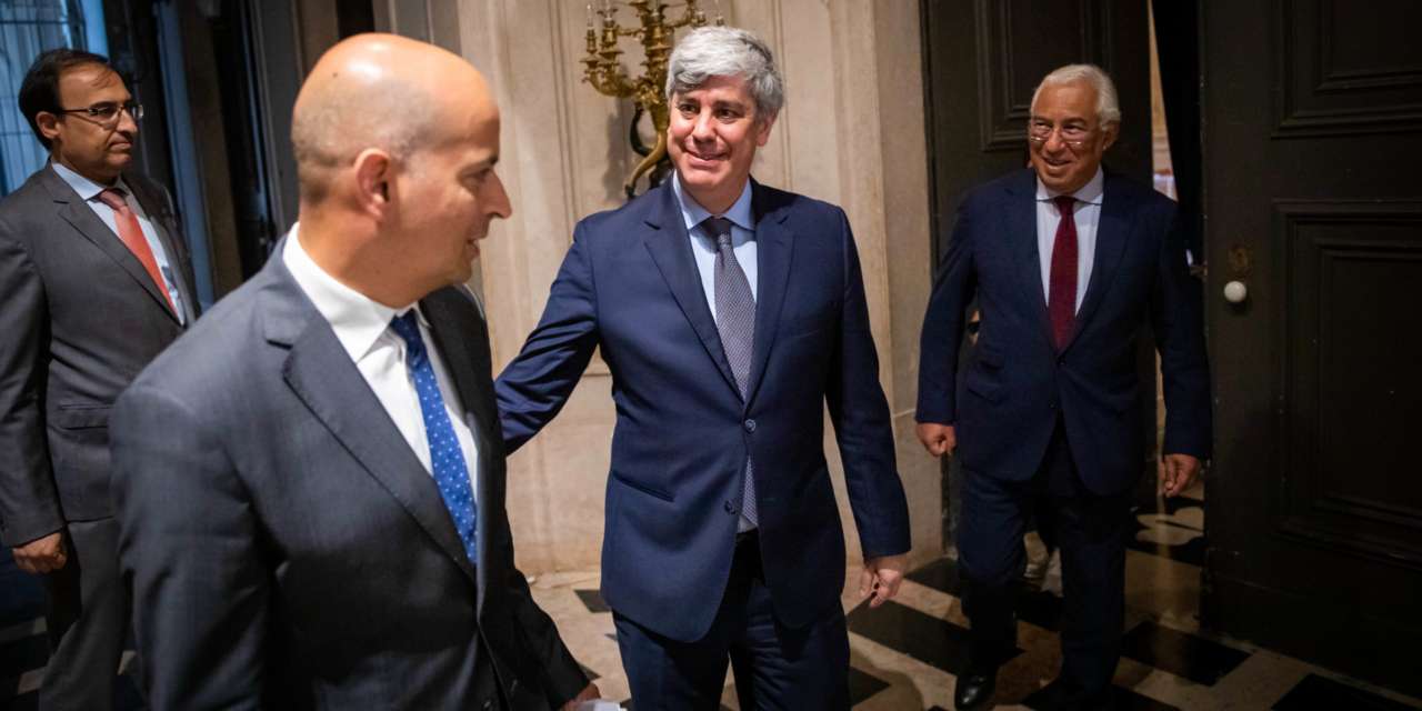 Mário Centeno dividiu o palco com o sucessor, o secretário de Estado do Orçamento João Leão
