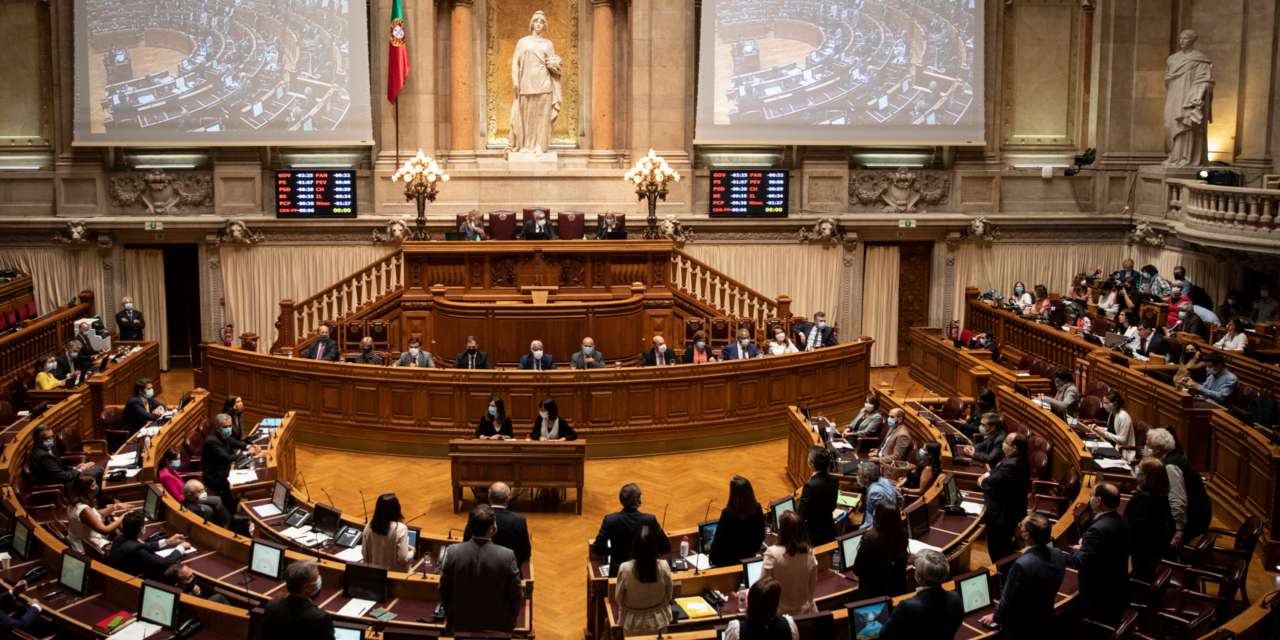 A votação final global do orçamento suplementar é feita na sexta-feira