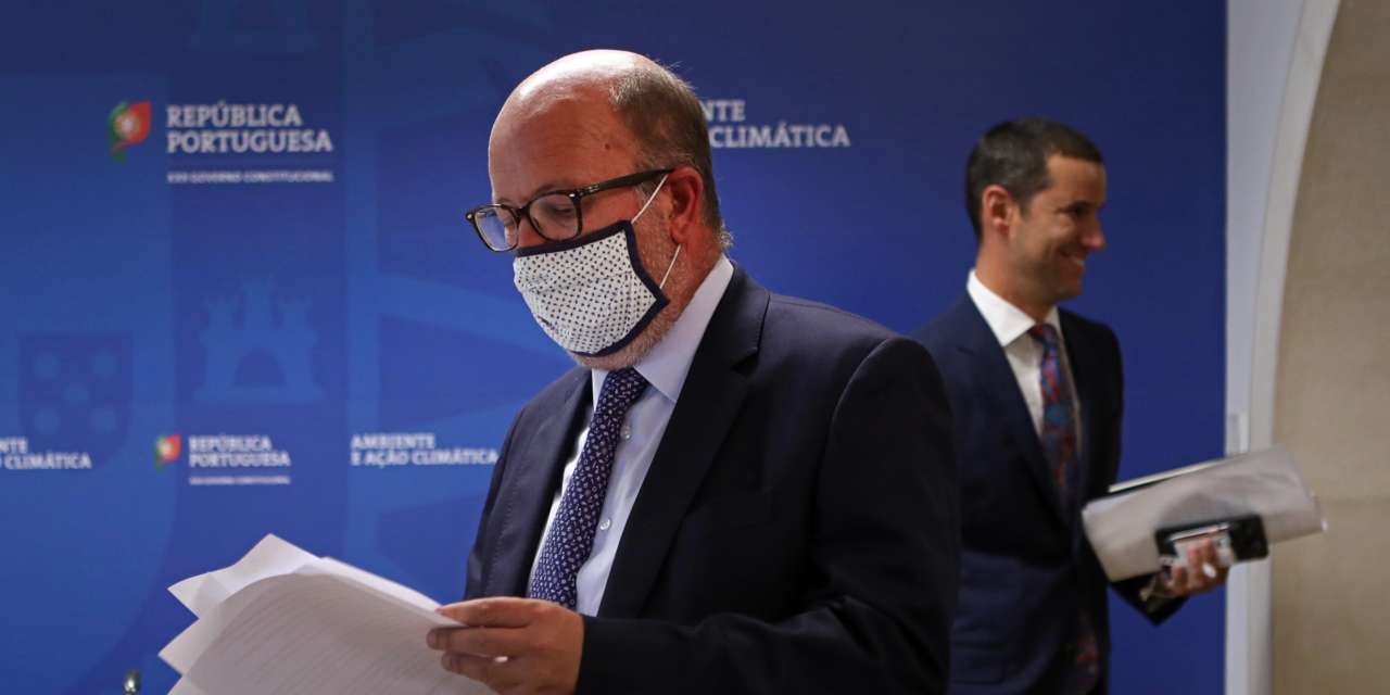 A extensão do regime de tarifas garantidas para gestoras de resíduos foi aprovada primeiro por João Galamba e depois por Matos Fernandes