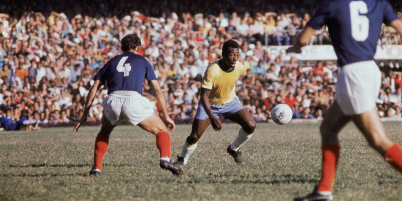 O antigo jogador brasileiro foi campeão do mundo três vezes no período de 12 anos