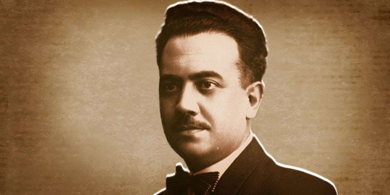 Armando Côrtes-Rodrigues chegou a Lisboa vindo de S. Miguel em 1910, para estudar. Foi nesse ano que conheceu Fernando Pessoa. Em 1915, integrou a revista "Orpheu"
