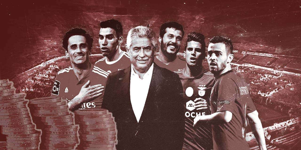 (da esquerda para a direita) Os jogadores Jonas e Gaitan, o ex-presidente Luís Filipe Vieira, Júlio César, João Cancelo e Bernardo Silva