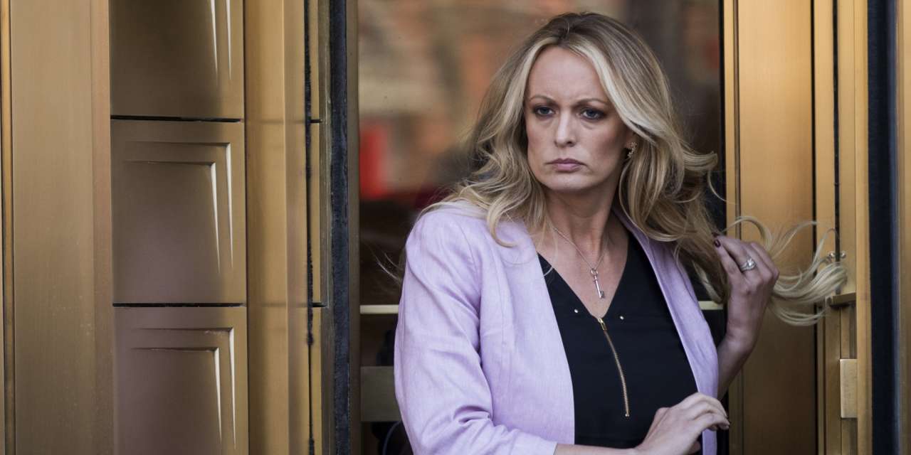Stormy Daniels não guardou boas memórias do encontro com Trump: "É capaz de ter sido o sexo menos impressionante que alguma vez tive"