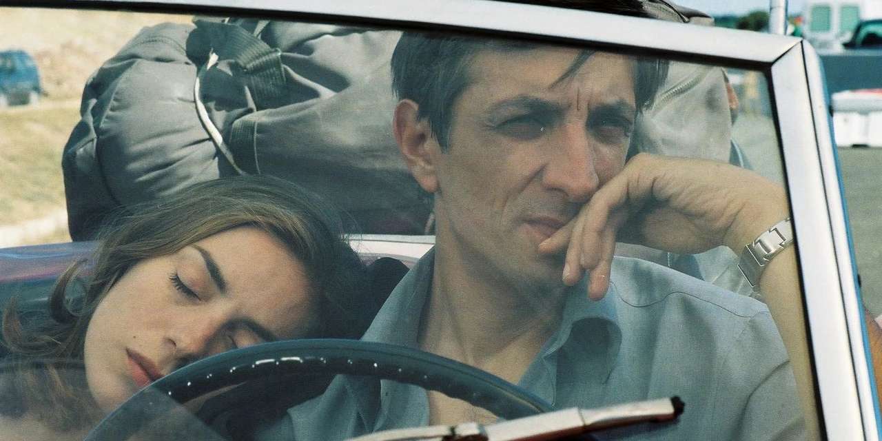 Margarida Marinho e Miguel Guilherme em "Aparelho Voador a Baixa Altitude", filme de 2002