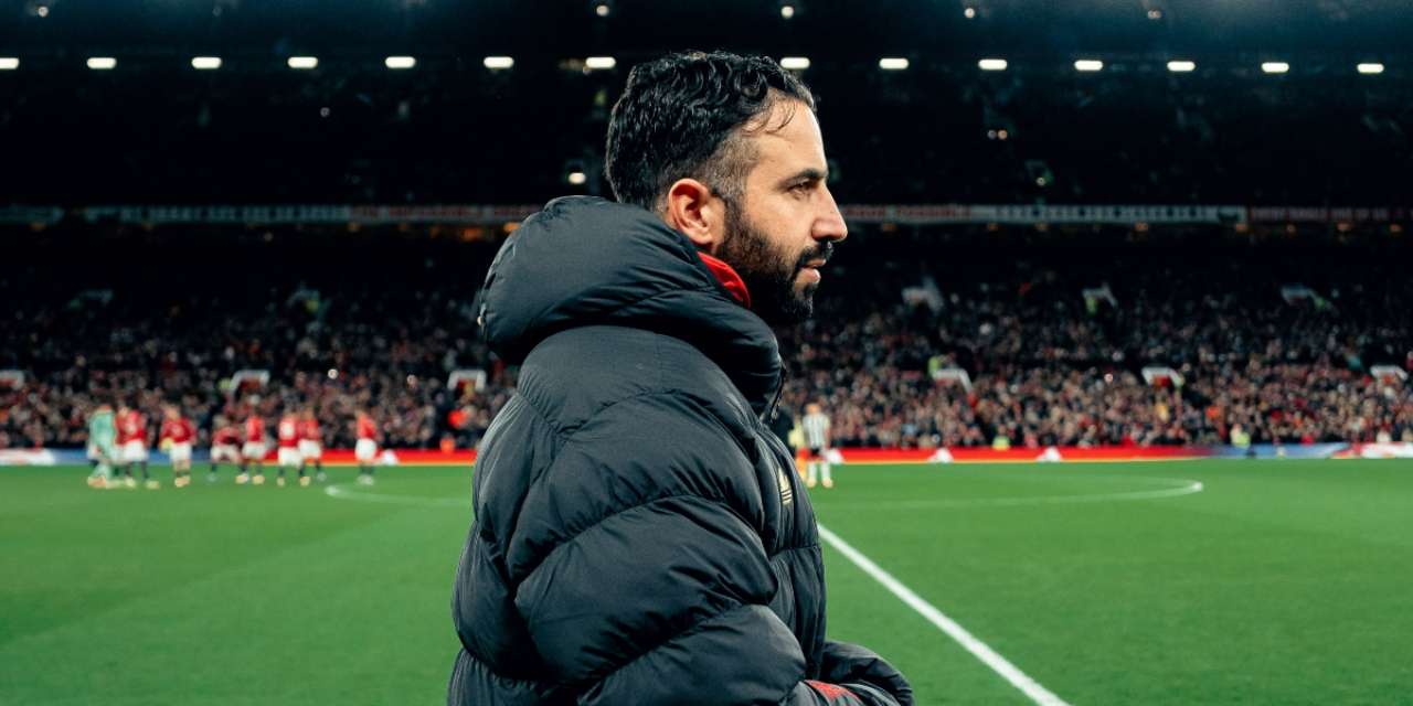 Ruben Amorim deixa Old Trafford com o Manchester United na sexta posição da Premier League, a três pontos dos lugares da Champions