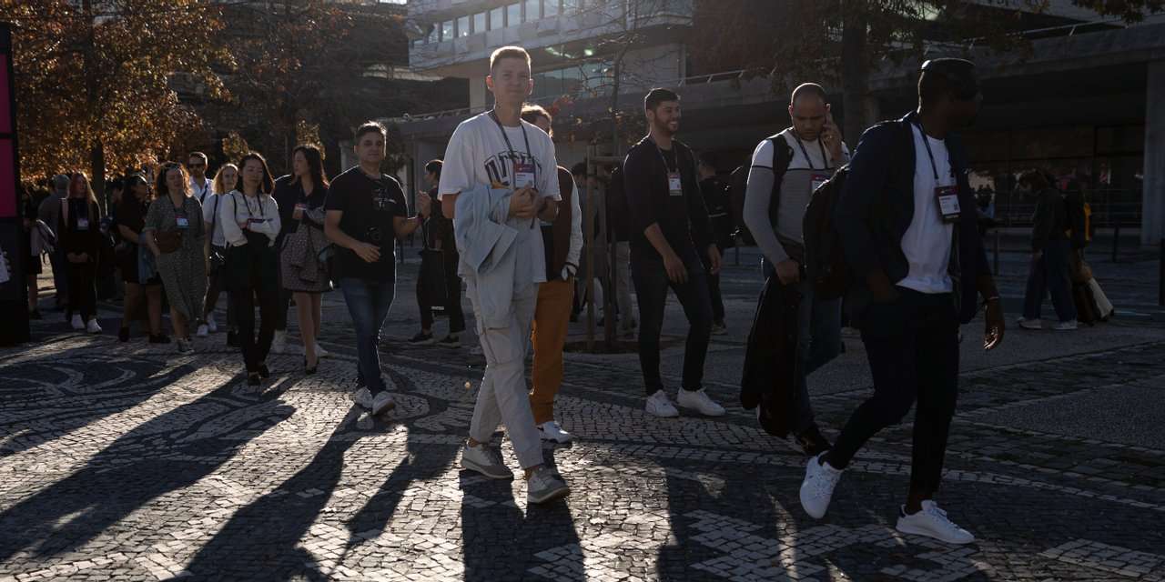 Há 70.236 participantes na Web Summit deste ano, revelam os números da organização