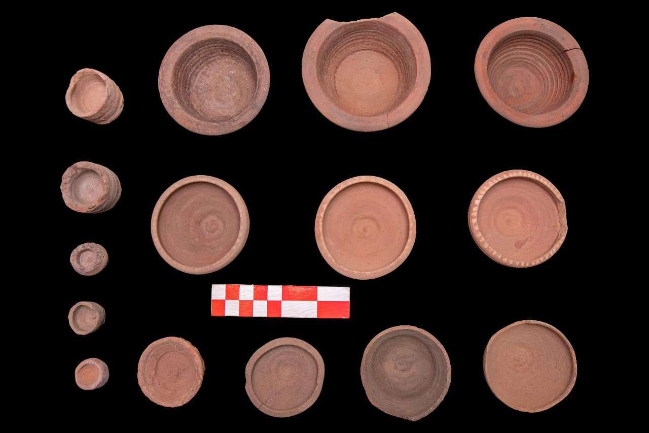 Potes de cerâmica descoberta em Sohag no Egito