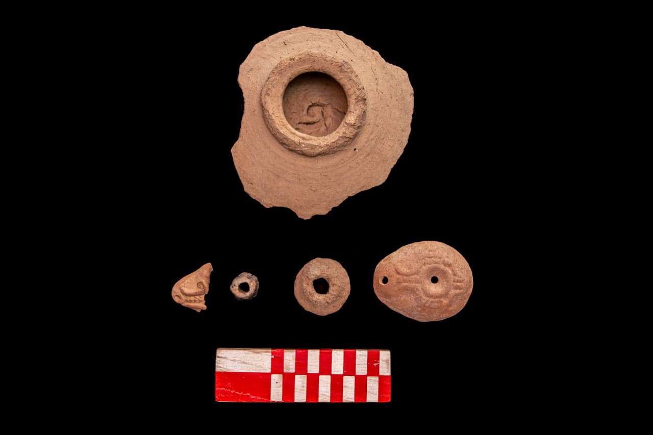 Artefactos encontrados em Sohag no Egito