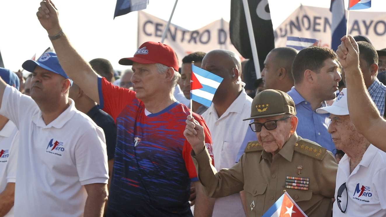 epa12926796 Former Cuban President Raul Castro (C-L) and President Miguel Diaz-Canel (C-R) attend the International Labor Day commemoration in Havana, Cuba, 01 May 2026. Cuba celebrates May Day under the slogan of the official activities 'The homeland must be defended', amid US pressure on the island and the threat of a possible military intervention.  EPA/Ernesto Mastrascusa