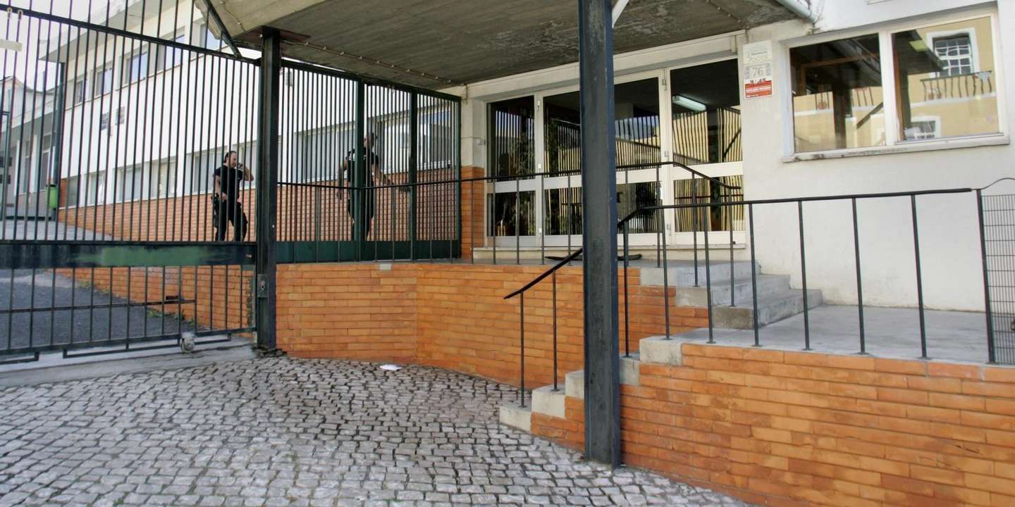 Centro Educativo da Bela Vista onde esta manhã sete jovens se barricaram, 25 Setembro 2008, em Lisboa. MARIO CRUZ/LUSA
