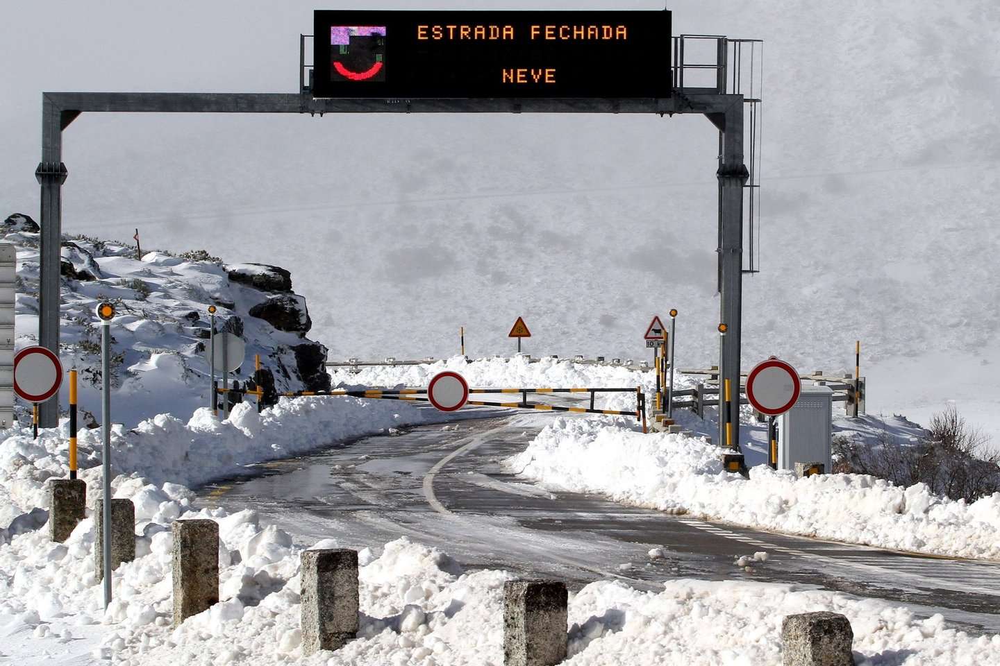Estradas cortadas Serra da Estrela
