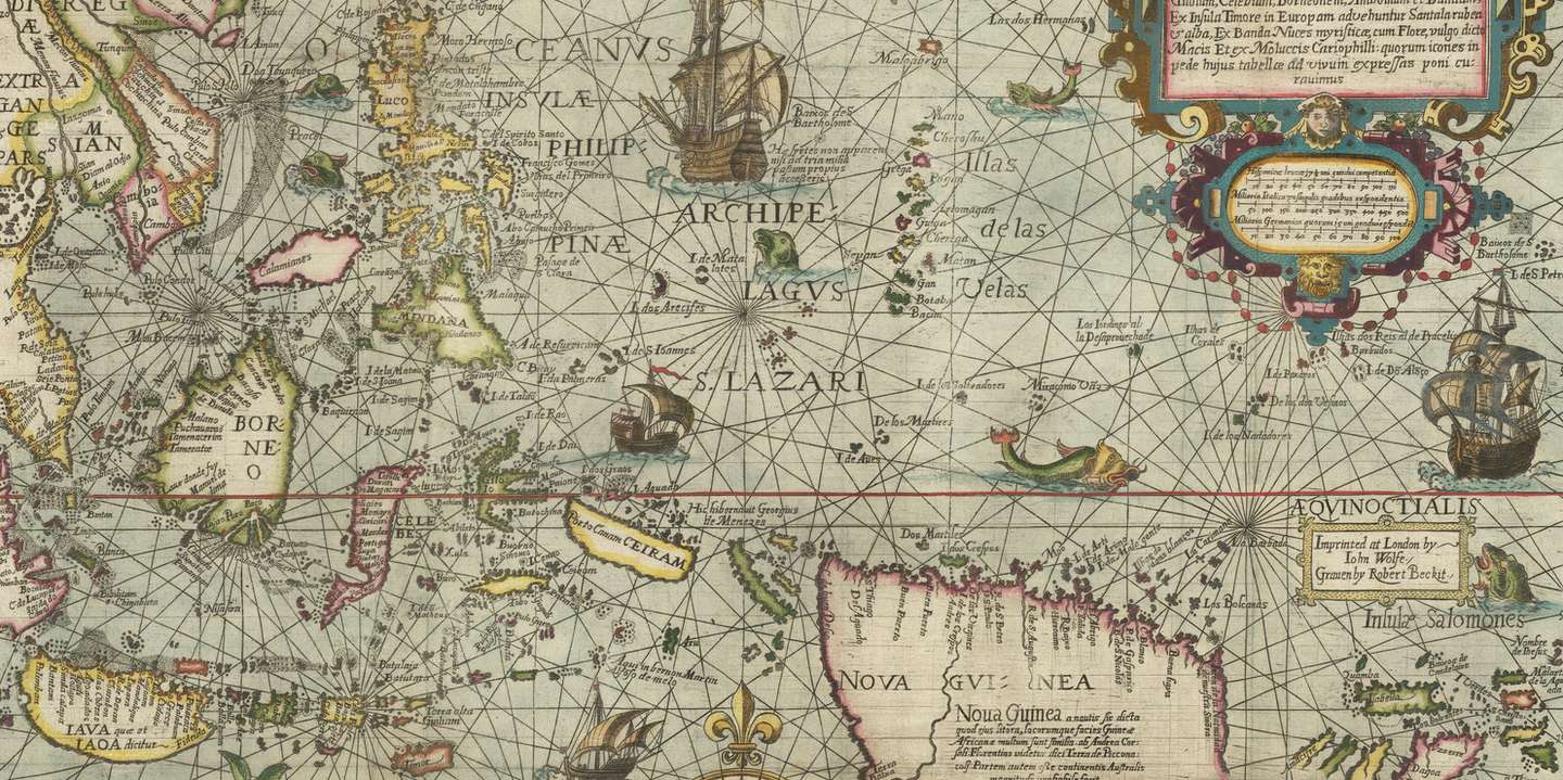 Excerto do mapa Insulae Moluccae celeberrima (1592), do holandês Petrus Plancius, com base em fontes portuguesas. A “nux myristica” à esquerda da rosa-dos-ventos é a noz-moscada; a “caryophilorum arbor” à direita é a planta que produz o cravo-das-índias