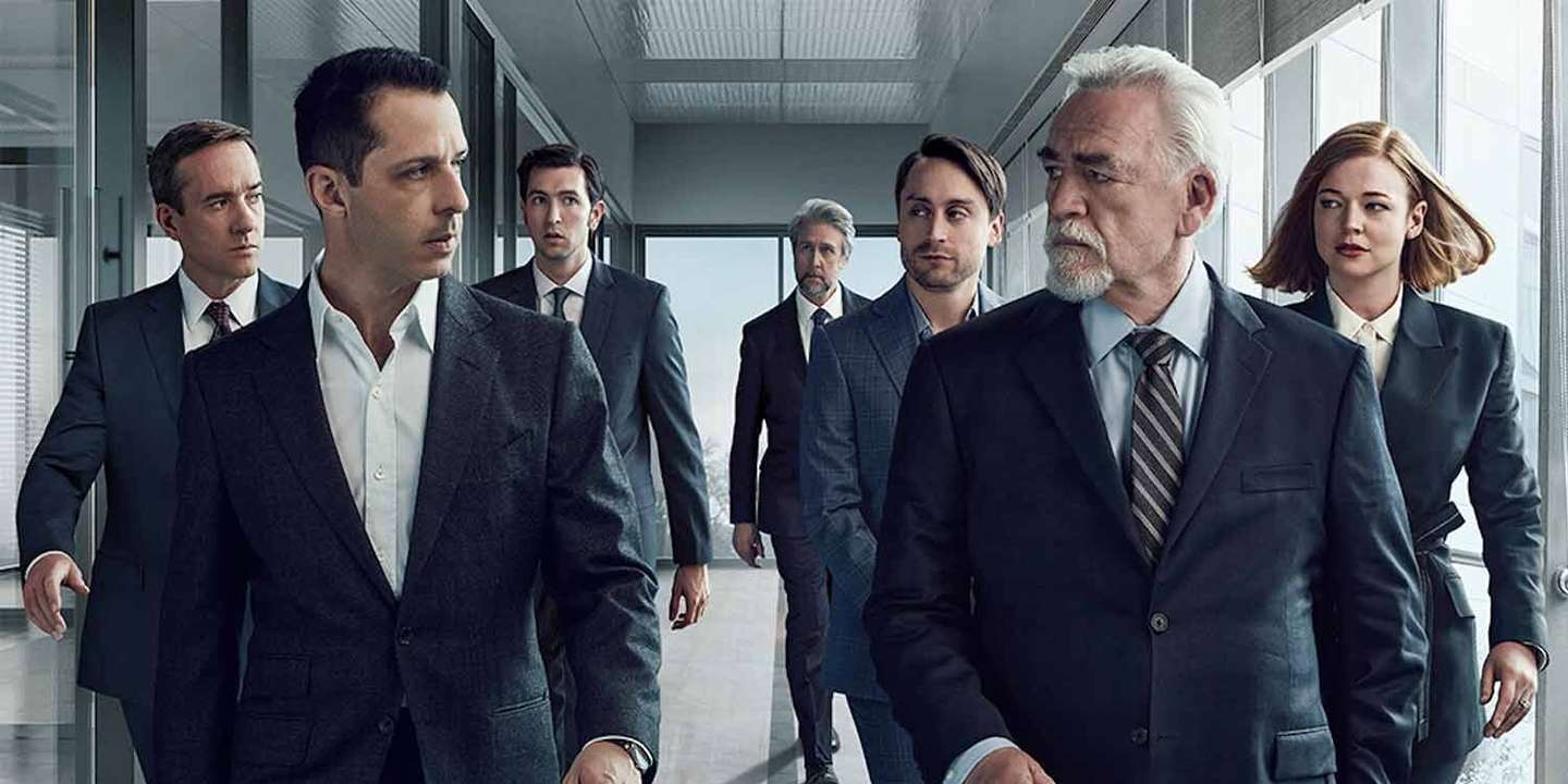 Tom, Kendall, Greg, Connor, Roman, Logan e Siobhan: senhoras e senhores, entre irmãos, primos, cunhados e um pai pouco familiar, estes são os Roy