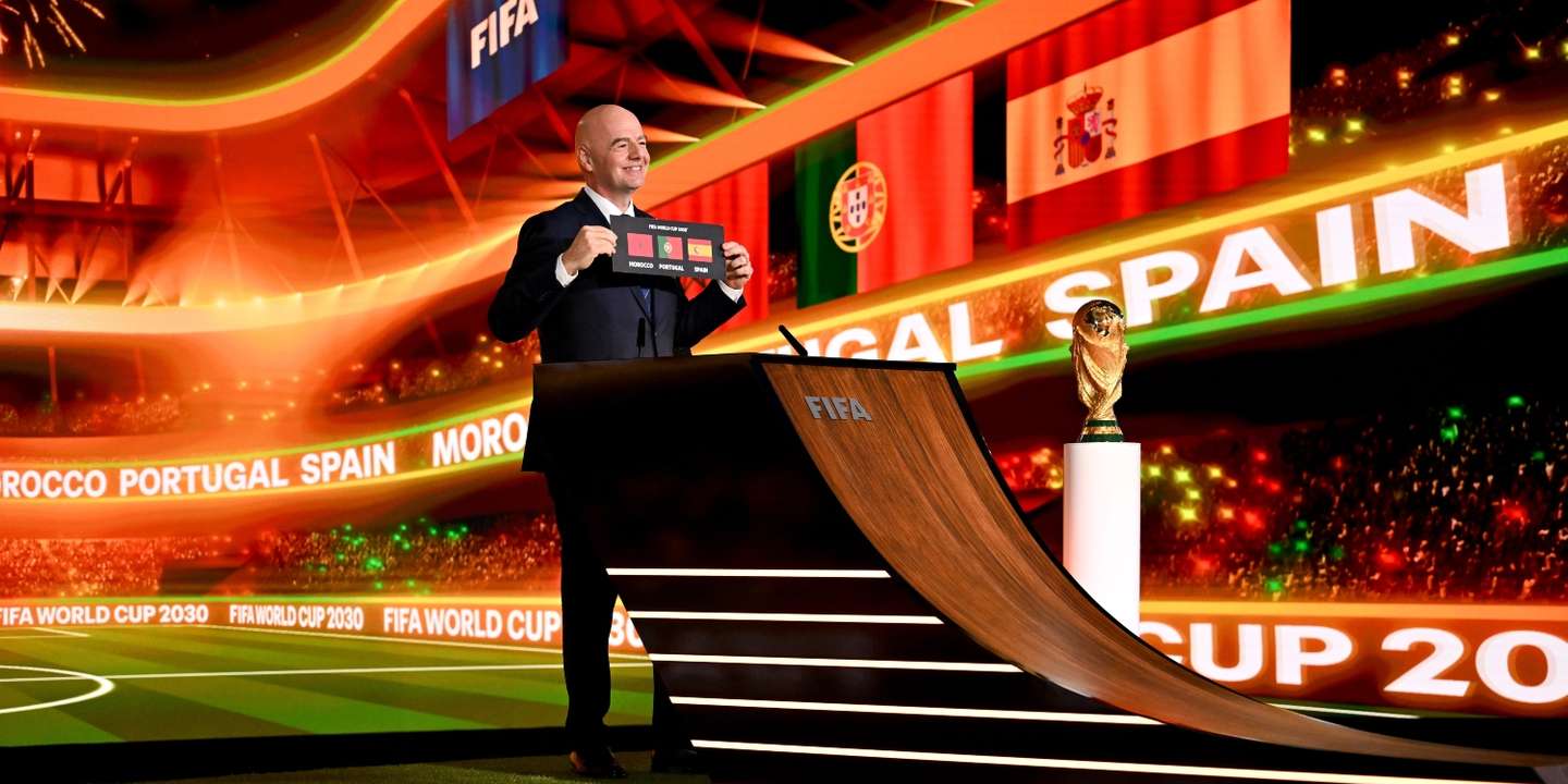 Marrocos, Portugal e Espanha vão co-organizar Mundial de 2030, o primeiro em três continentes com os três jogos iniciais marcados para Uruguai, Argentina e Paraguai em homenagem ao Centenário