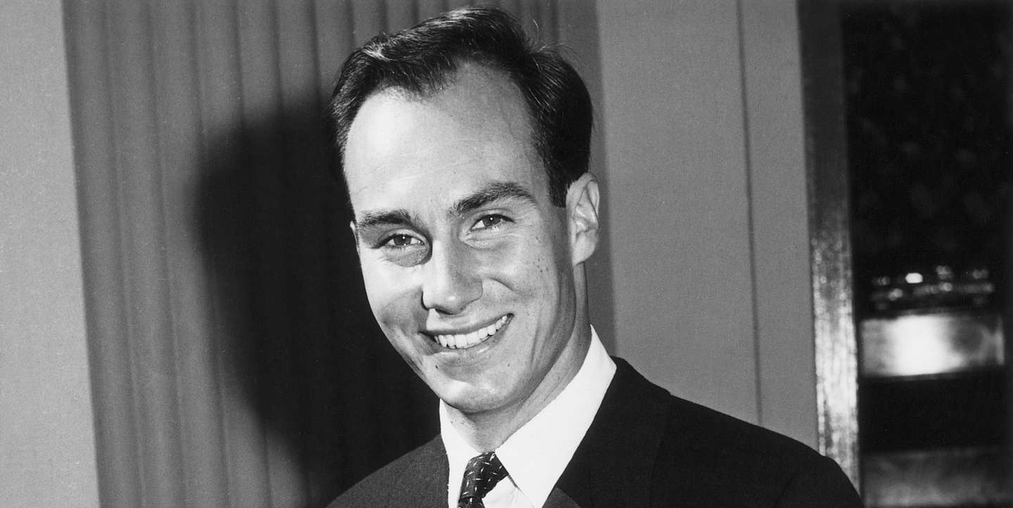Retrato do Aga Khan em 1966, menos de dez anos depois de ter substituído o seu avô