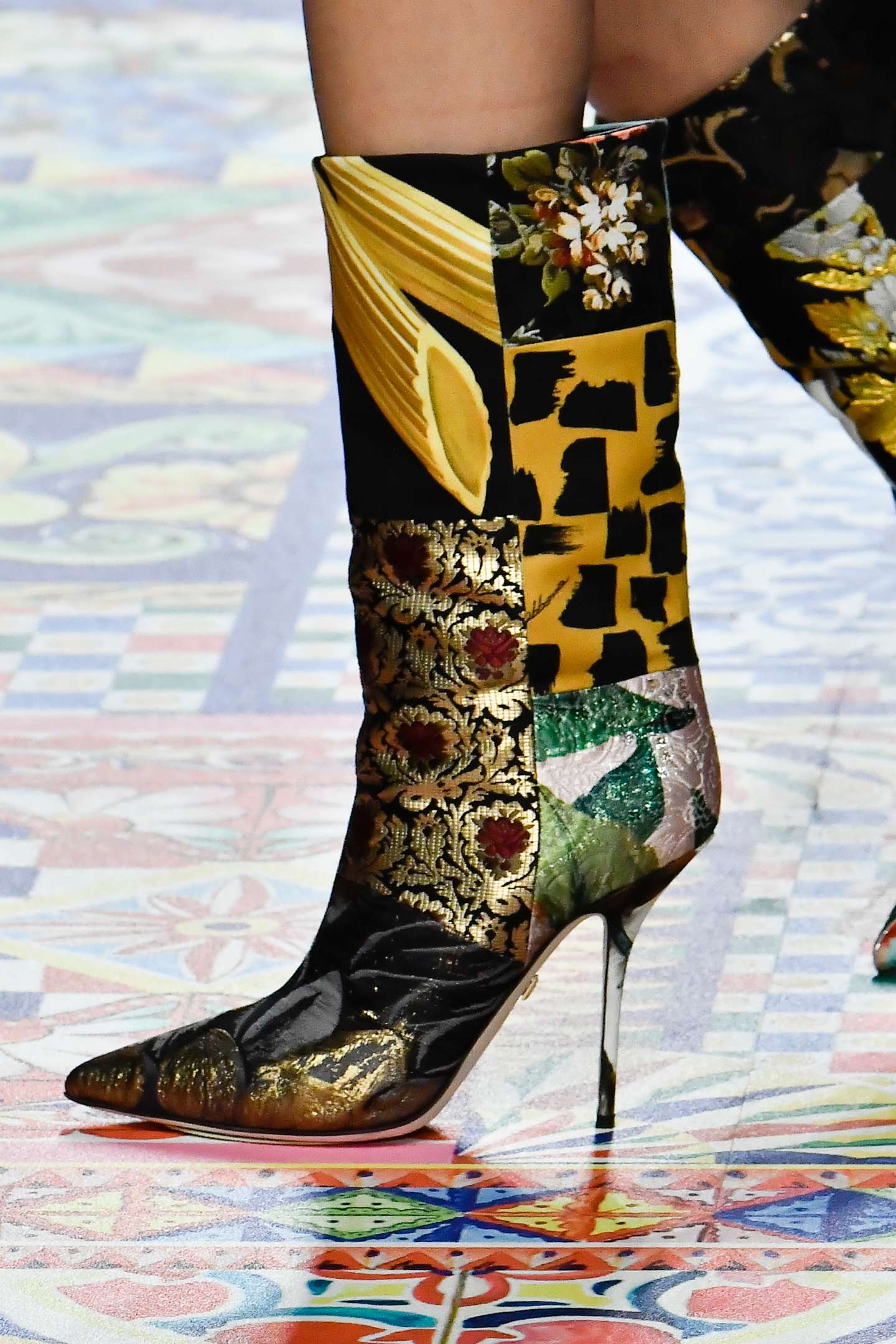 Dolce &amp;amp; Gabbana - Runway - Milan Fashion Week Spring/Summer 2021