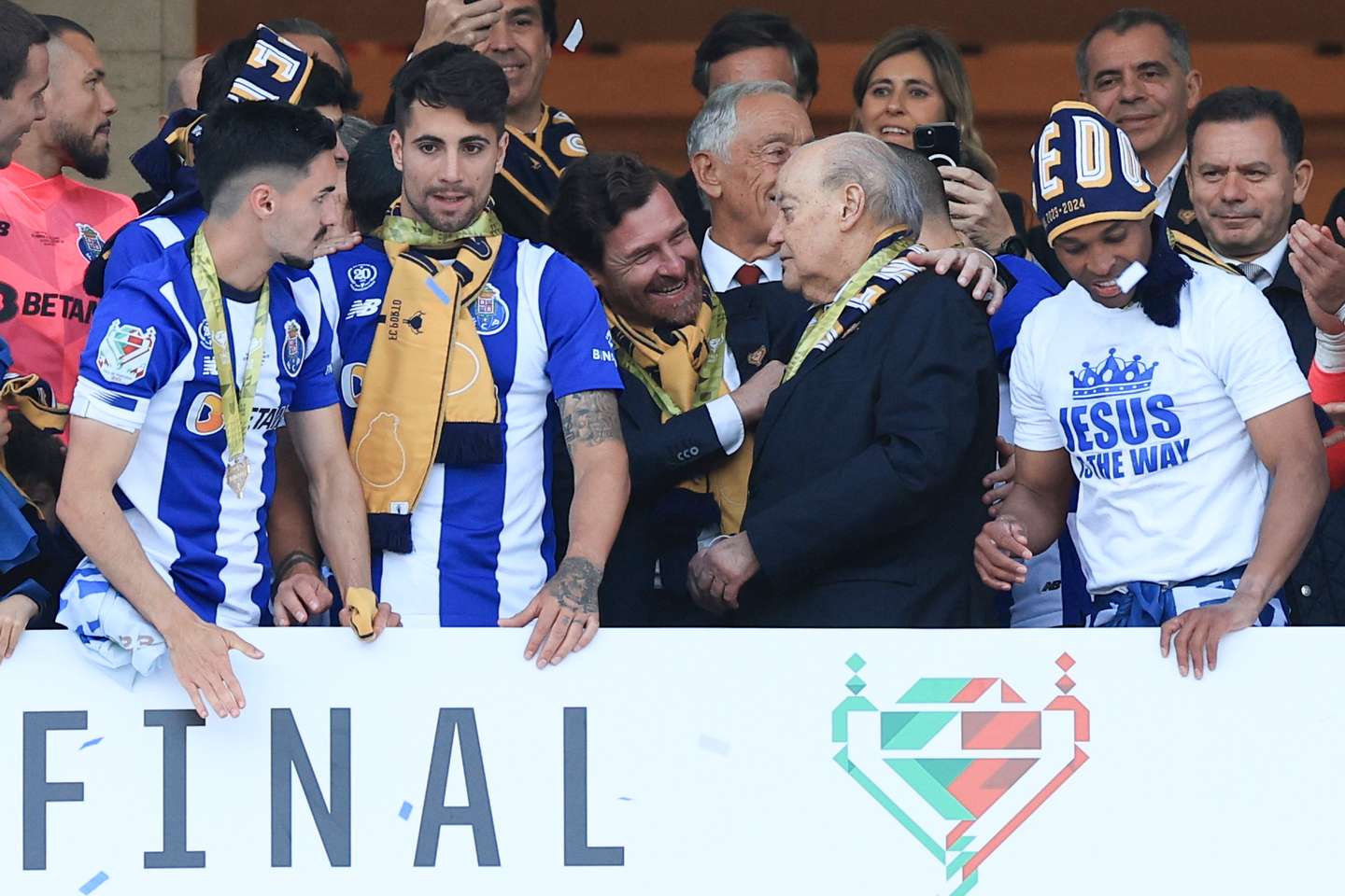FC Porto President Andre Villas-Boas (C-L) and former President Jorge Nuno Pinto da Costa (C-R) hold the trophy after their team wins the Portuguese Soccer Cup final match between FC Porto and Sporting CP at Jamor Nacional stadium in Oeiras, outskirts Lisbon, Portugal, 26 May 2024. ANTONIO COTRIM/LUSA