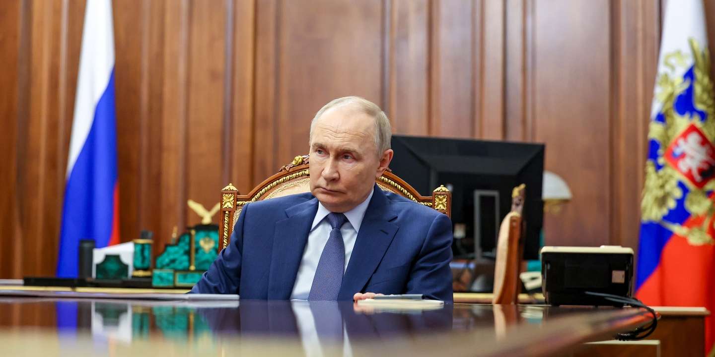 epa12150725 Russian President Vladimir Putin attends a meeting with Presidential Commissioner for Children's Rights Maria Lvova-Belova (not pictured) at the Kremlin in Moscow, Russia, 02 June 2025.  EPA/GAVRIIL GRIGOROV/SPUTNIK/KREMLIN POOL MANDATORY CREDIT