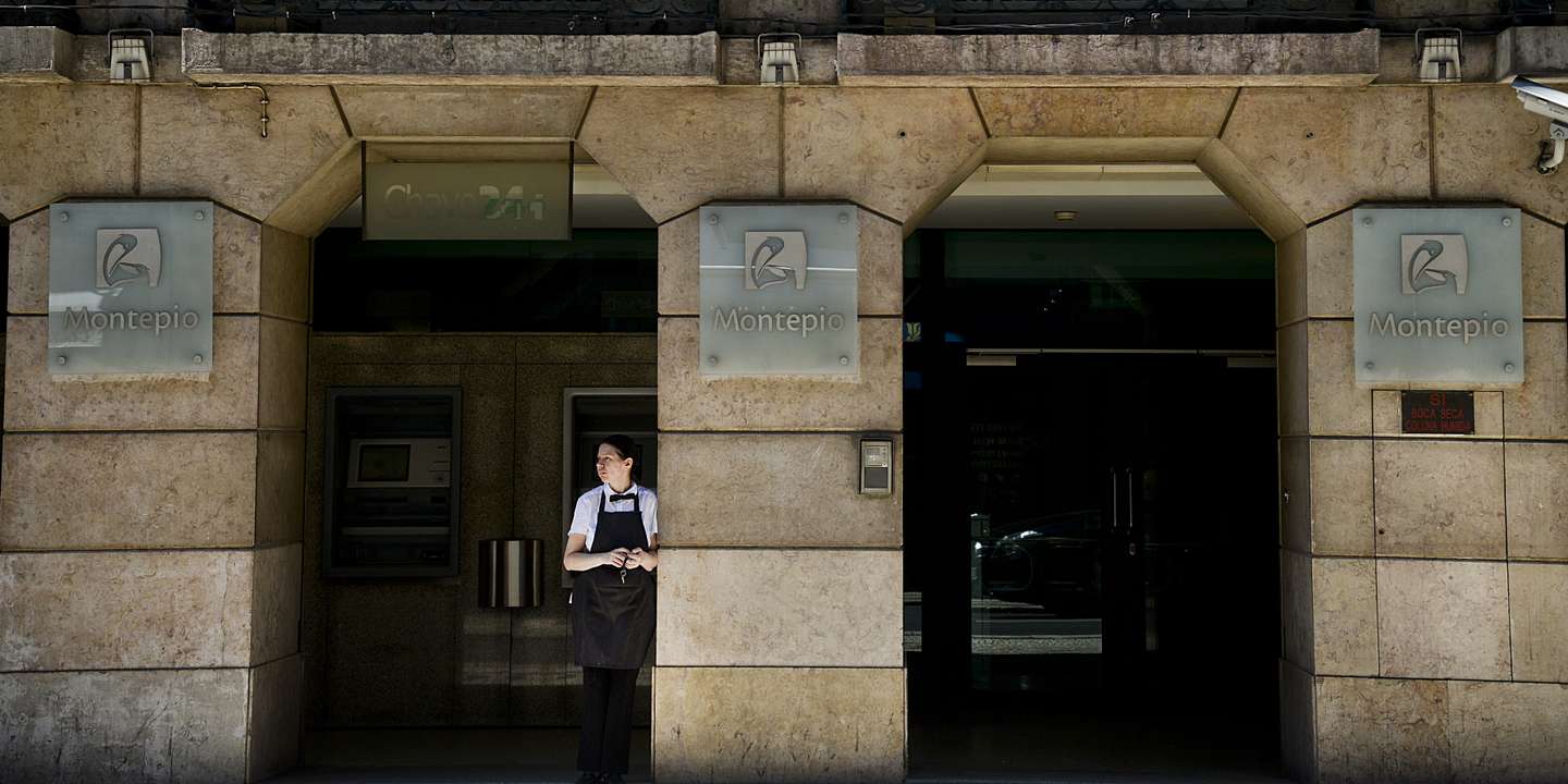 Extinção do Conselho Geral lançou um novo conflito dentro da associação mutualista cuja sede fica na Rua do Ouro, em Lisboa.