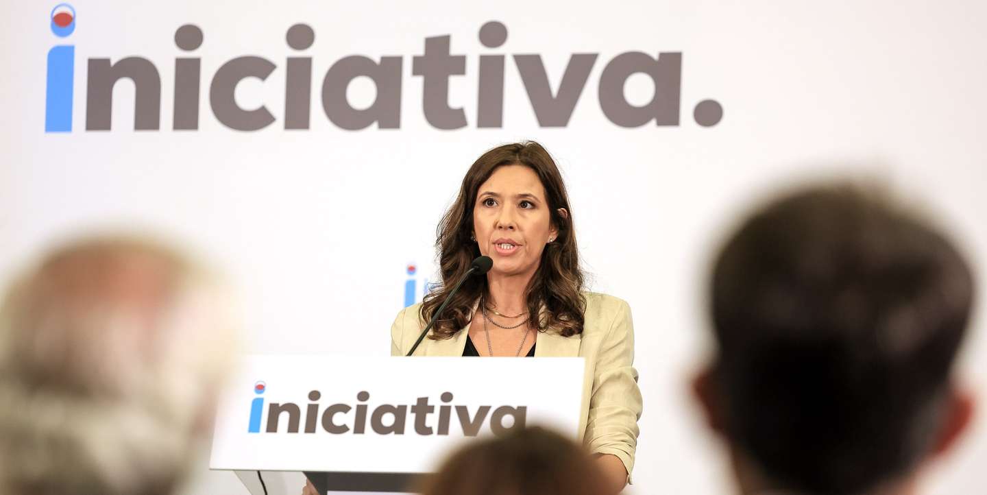A presidente do Iniciativa Liberal (IL), Mariana Leitão, discursa na sessão de encerramento das Jornadas Parlamentares do IL, no Porto, 15 de setembro de 2026. JOSÉ COELHO/LUSA