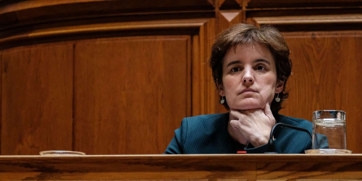 A ministra da Presidência, Mariana Vieira da Silva, durante a sua audição na Comissão de Orçamento e Finanças no âmbito da apreciação, na especialidade, da Proposta de Lei n.º 4/XV/1.ª (GOV) — Aprova o Orçamento do Estado para 2022, na Assembleia da República, em Lisboa, 3 de maio de 2022. MÁRIO CRUZ/LUSA
