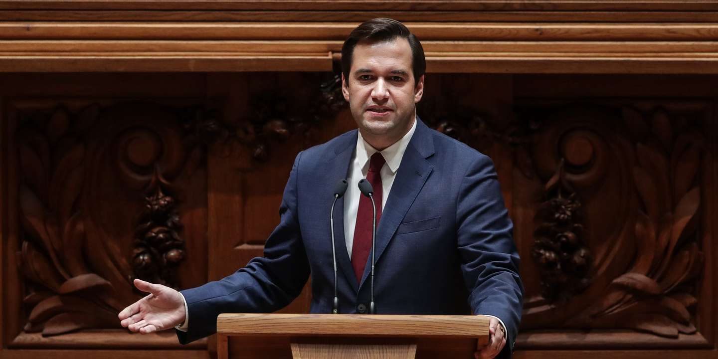 O deputado do Partido Social Democrata (PSD) Ricardo Batista Leite intervém no debate sobre o tema "Situação da saúde em Portugal", na Assembleia da República, em Lisboa, 28 de novembro de 2019. MÁRIO CRUZ/LUSA