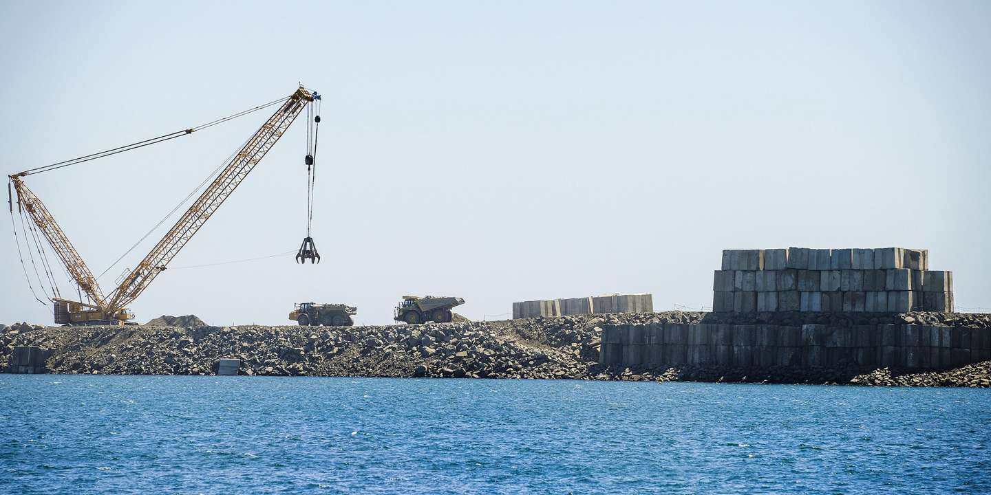 Inauguração das obras de expansão do Terminal de Contentores do Porto de Sines, 1.ª etapa da fase 3, iniciativa da PSA Sines, concessionária do Terminal de Contentores de Sines, 1 de julho de 2022. TIAGO CANHOTO/LUSA