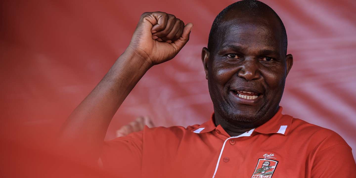 epa11646181 Frelimo presidential candidate Daniel Chapo delivers a speech during his election campaign in Maputo, Mozambique, 06 October 2024.  Mozambique is holding its seventh presidential and legislative elections on 09 October, as well as the fourth elections for provincial assemblies and governors. The current head of state, Filipe Nyusi, has reached the constitutional limit of two terms and is no longer running.  EPA/JOSE COELHO