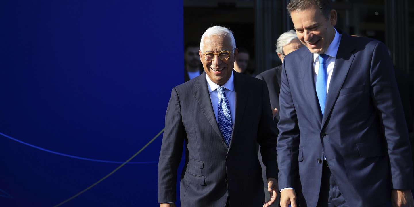 epa12389119 Portuguese Prime Minister Luis Montenegro (R) and European Council President Antonio Costa (L) attend the Porto Social Forum at Pavilhao Rosa Mota in Porto, Portugal, 19 September 2025. This edition focuses on 'Quality Jobs in a Competitive Social Europe', involving the Presidency of the EU Council, the European Commission, the European Parliament, social partners, and civil society.  EPA/ESTELA SILVA