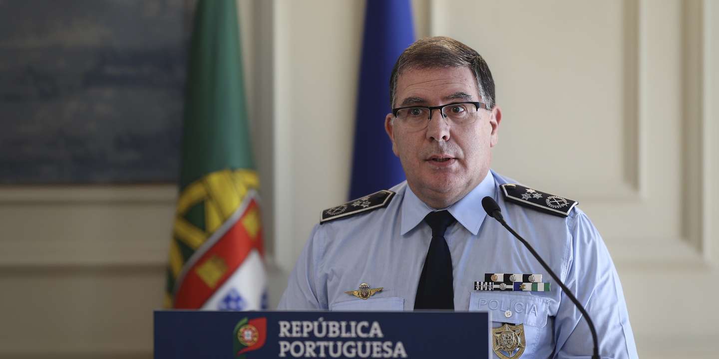 O superintendente da Polícia de Segurança Pública, Pedro Moura, intervém durante a cerimónia de apresentação dos resultados operacionais da Guarda Nacional Republicana (GNR) e da Polícia de Segurança Pública (PSP) no 1.º quadrimestre de 2023, no Ministério da Administração Interna em Lisboa, 11 maio 2023. FILIPE AMORIM/LUSA