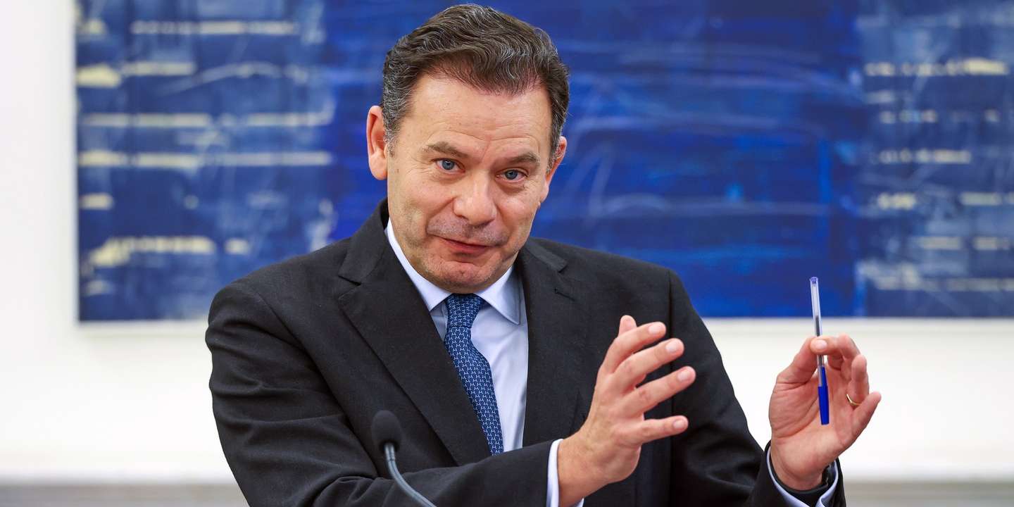 O primeiro-ministro, Luís Montenegro, durante o briefing da reunião do Conselho de Ministros, que decorreu no Palácio de S. Bento, em Lisboa, 20 de fevereiro de 2026. ANTÓNIO COTRIM/LUSA