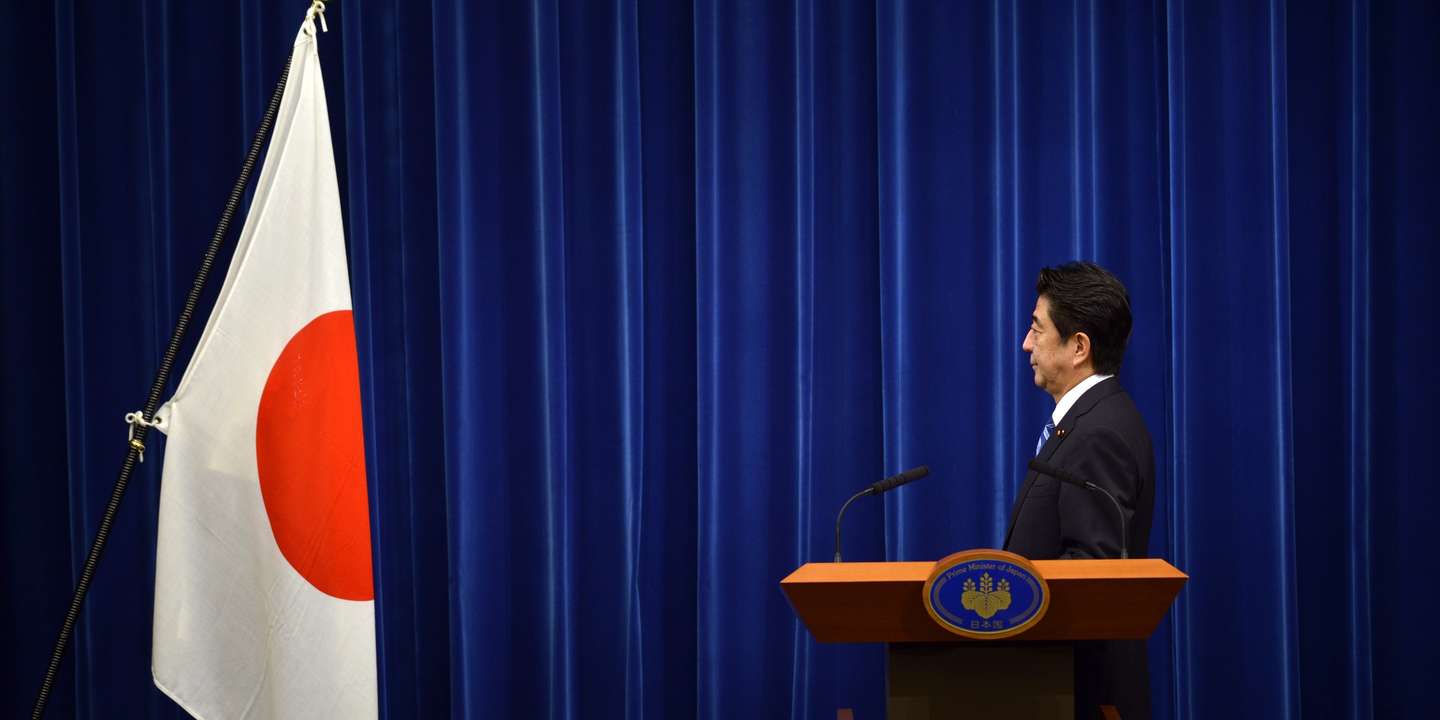 epa10058761 (FILE) - Japanese Prime Minister Shinzo Abe poses facing towards the national flag at the Prime Minister's official residence in Tokyo, Japan, 01 October 2013 (reissued 08 July 2022). According to Japan's national broadcaster, former Prime Minister Shinzo Abe died of his injuries on 08 July 2022, hours after being shot during an Upper House election campaign act to support a party candidate, outside a railway station in Nara, western Japan. He was 67. Abe had served as Japan's prime minister from 2006 to 2007 and again from 2012 to 2020. He was the longest-serving prime minister in the history of the country.  EPA/FRANCK ROBICHON *** Local Caption *** 56302707