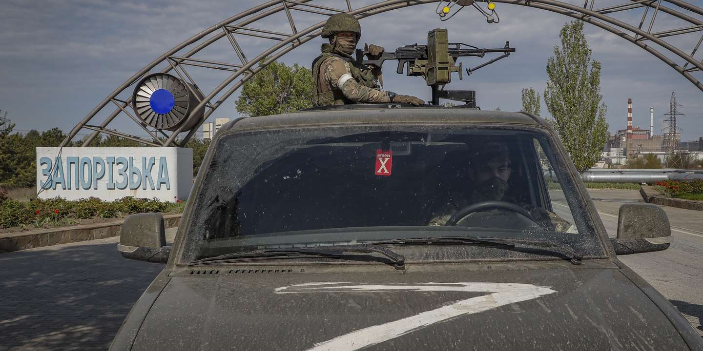 epa10106038 (FILE) A picture taken during a visit to Mariupol organized by the Russian military shows Russian servicemen on guard at the Zaporizhzhia Nuclear Power Station in Enerhodar, southeastern Ukraine, 01 May 2022 (reissued 04 August 2022). Europe&#039;s biggest nuclear plant Zaporizhzhia situated near the frontline, needs an inspection and repairs, IAEA Director General Rafael Mariano Grossi said on 01 August 2022. On 24 February Russian troops entered Ukrainian territory in what the Russian president declared a &#039;special military operation&#039;, resulting in fighting and destruction in the country, a huge flow of refugees, and multiple sanctions against Russia.  EPA/SERGEI ILNITSKY