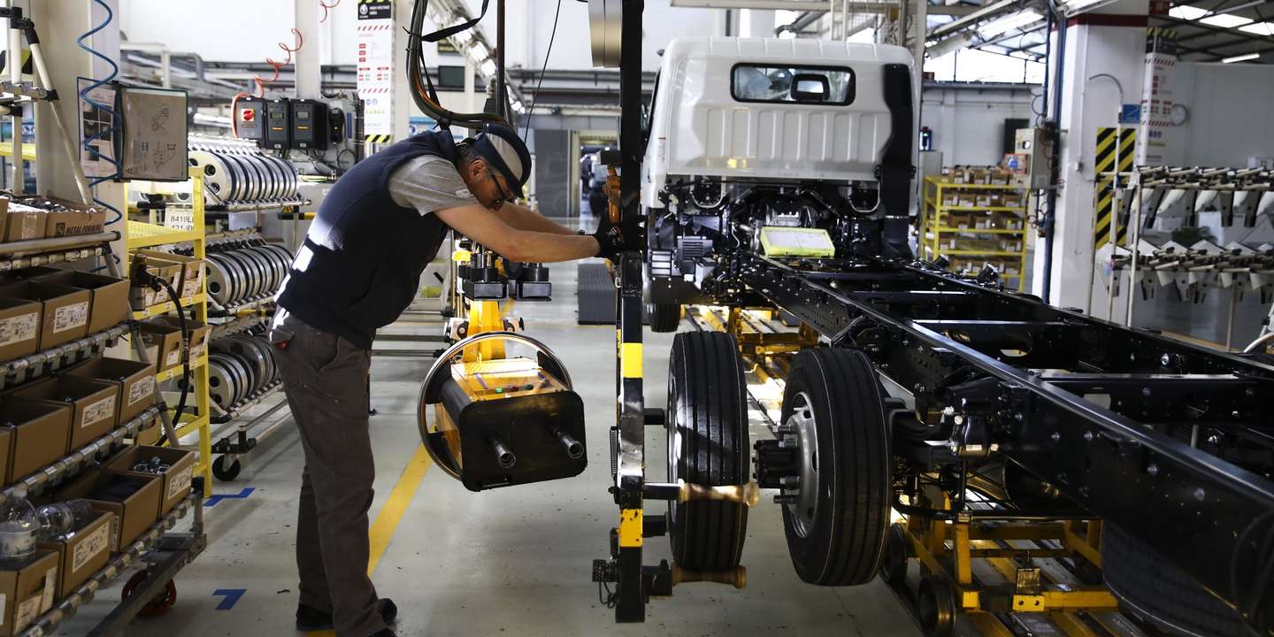 Fábrica da Mitsubishi Fuso Truck Europe na Zona Industrial do Tramagal, Abrantes, 31 de janeiro de 2025. PAULO CUNHA/LUSA