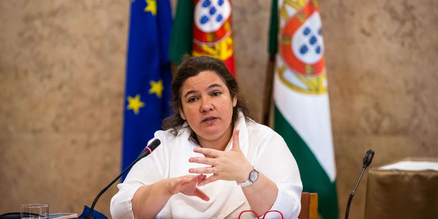 A ministra da Modernização do Estado e da Administração Pública, Alexandra Leitão, durante a sua audição na Comissão de Administração Pública, Modernização Administrativa, Descentralização e Poder Local, na sequência de requerimento apresentado pelo grupo parlamentar do PCP, sobre atropelos aos direitos dos trabalhadores de empresas contratadas pelo Estado para a prestação de serviços, na Assembleia da República, 07 de julho de 2021. JOSÉ SENA GOULÃO/LUSA